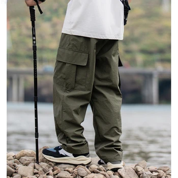 Рабочие брюки с 3D накладными карманами, легкие и тонкие свободные повседневные брюки в складку в осеннем горном стиле, уличная мужская одежда