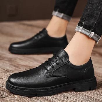 Мужская повседневная обувь, модная классическая деловая британская мужская обувь на шнуровке, Весна-осень 2023 года, мужские оксфорды, черная обувь на плоской подошве